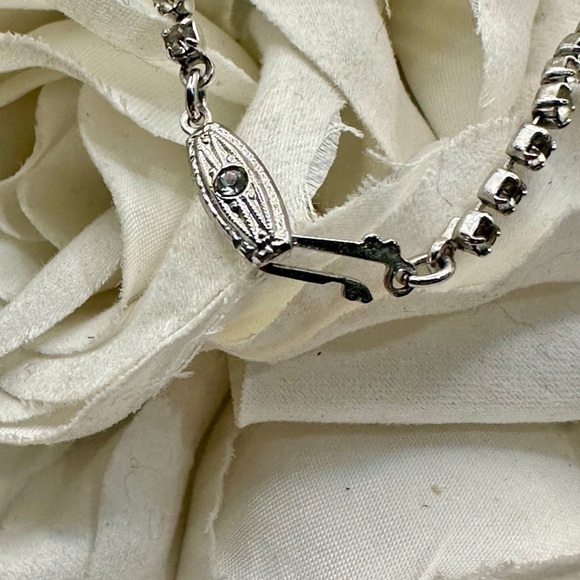 Vintage Rhinestone Heart Necklace and Chain - Picture 8 of 9